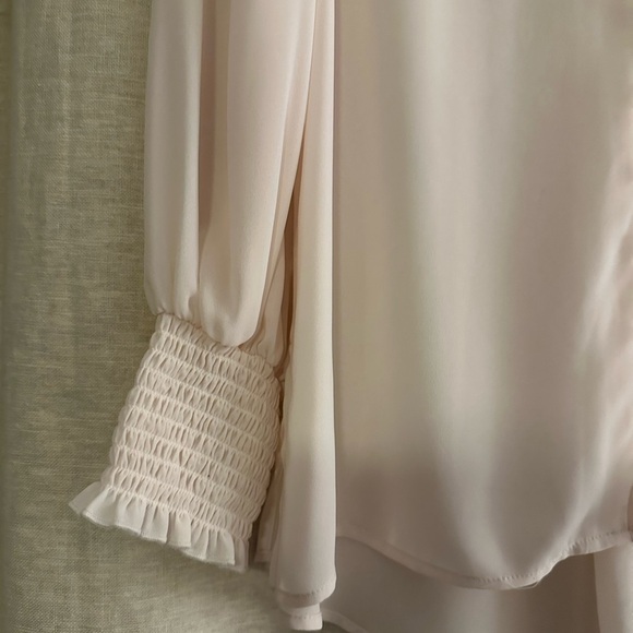 Crosby By Mollie Burch Blouse Women’s Blush Pink - Picture 5 of 11